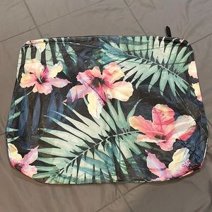 Aloha Collection- Max pouch